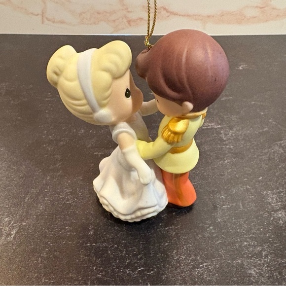 Precious Moments Cinderella and Prince Ornament - Picture 4 of 5